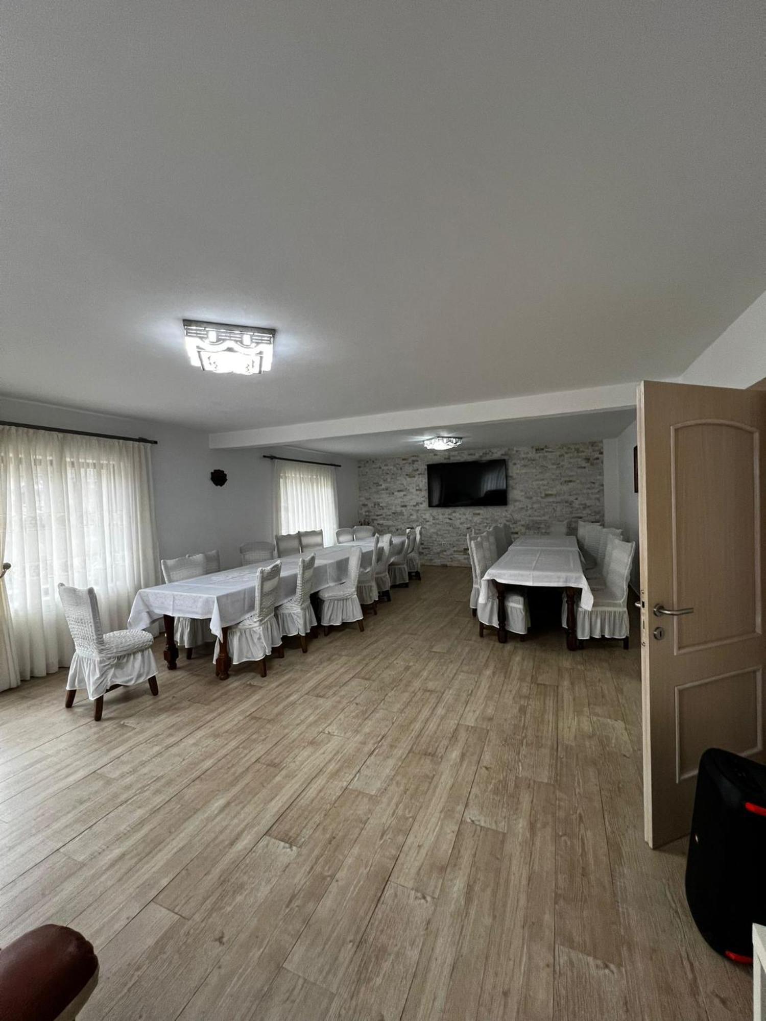 Hotel Casa Bujor De Munte Dragoslavele Extérieur photo